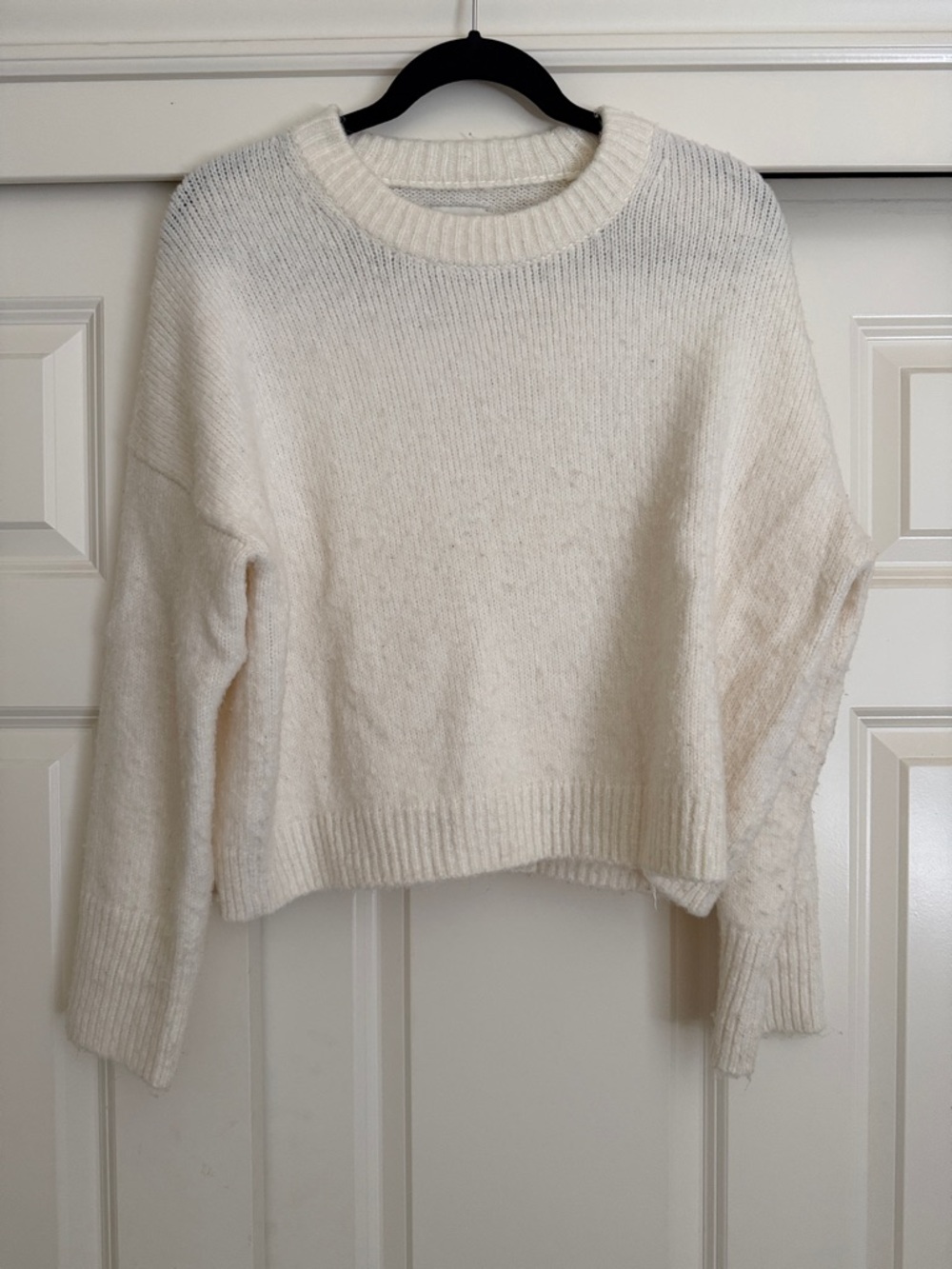 Abercrombie & Fitch Ivory Crewneck Sweater